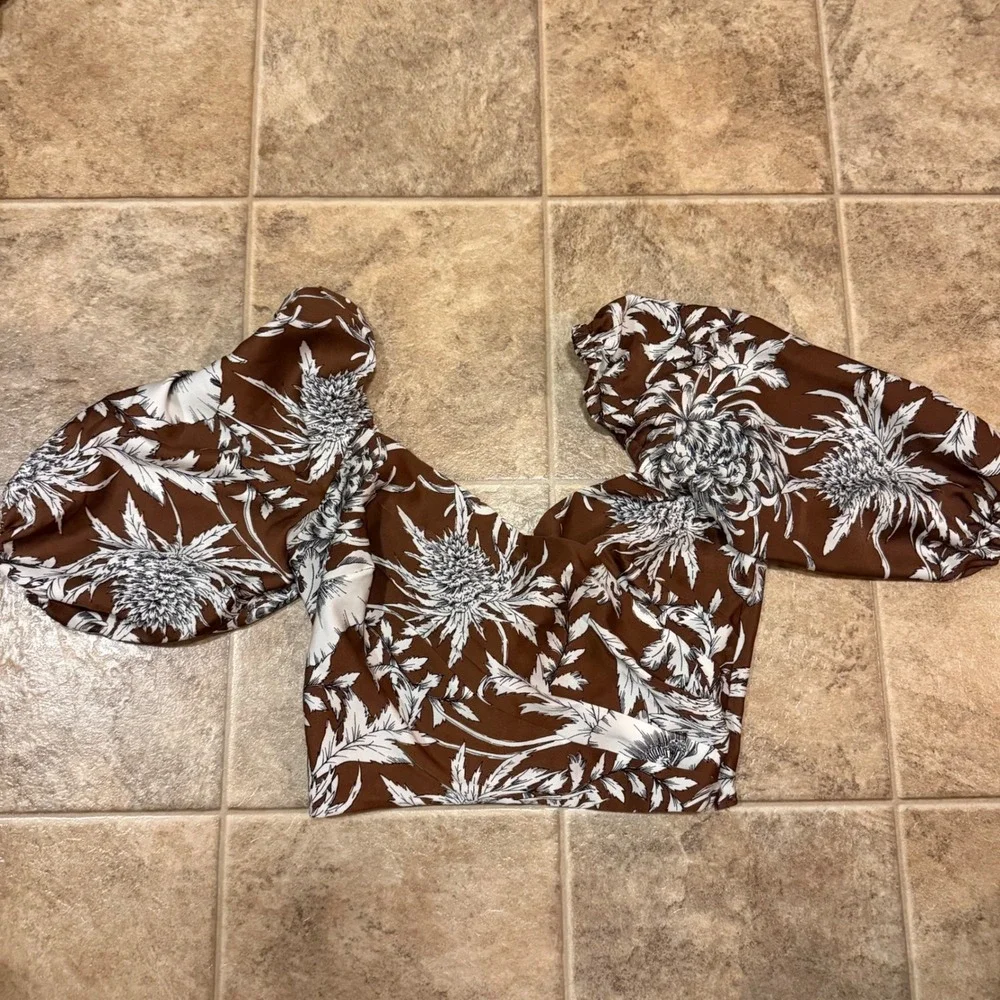 Express Womens Brown Floral Puff Sleeve Crop Top Tie Back Surplice Size 0 - Picture 8 of 14